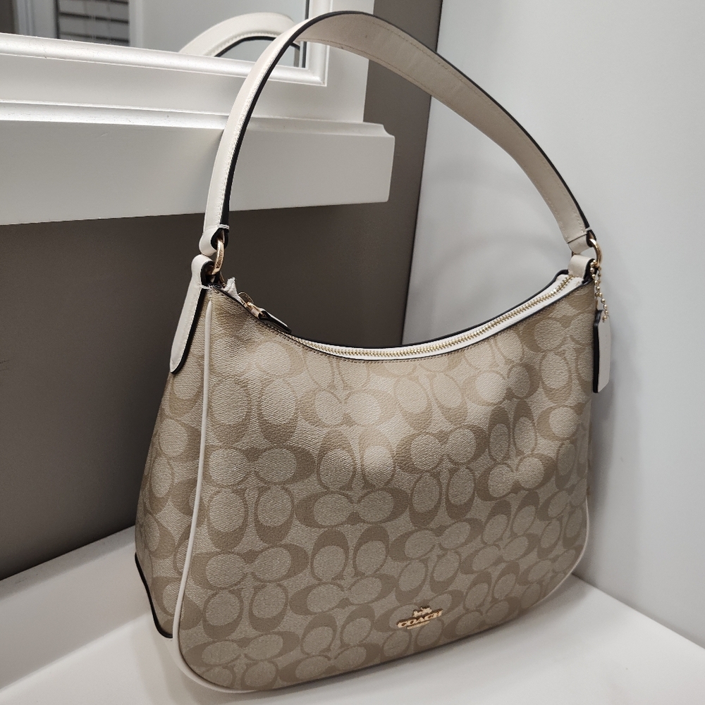 🥰EUC Coach #F29209 Signature Monogram Logo Leather Shoulder Satchel Bag, 🤎 - Picture 4 of 16